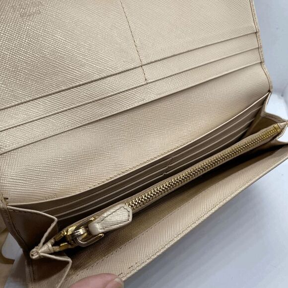 Authentic Prada Milano Beige Leather Long Designer Wallet - Picture 11 of 16